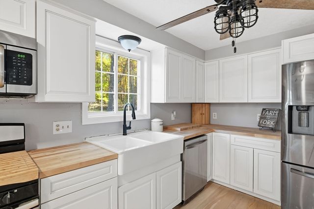 98 Mort Vining Rd, Southwick, MA 01077