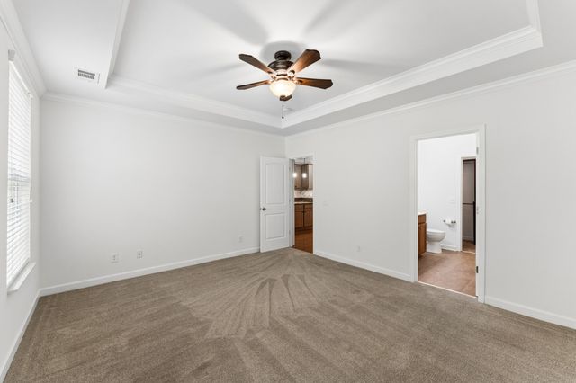 2058 Traemoor Village Dr, Nashville, TN 37209