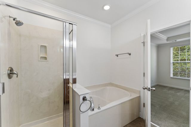 2058 Traemoor Village Dr, Nashville, TN 37209