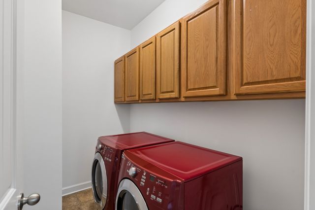 2058 Traemoor Village Dr, Nashville, TN 37209