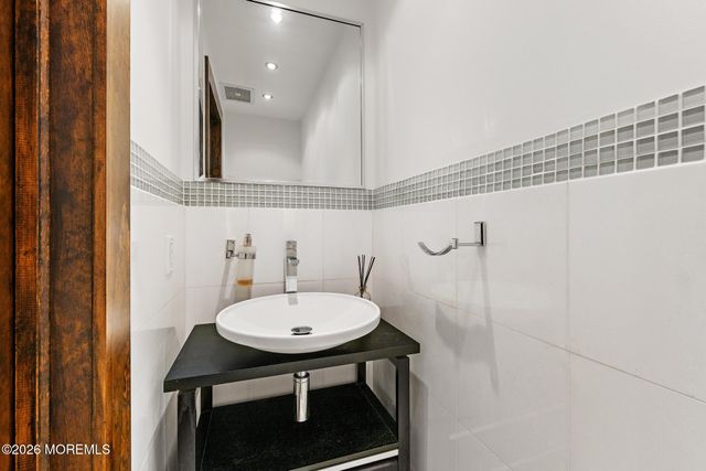 477 Ocean Avenue N 3, Long Branch, NJ 07740