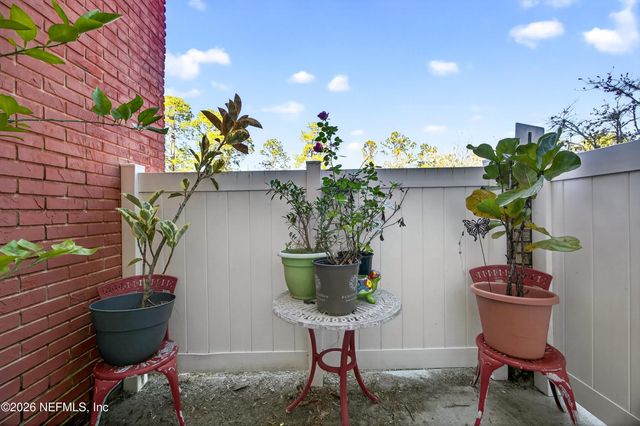 8880 OLD KINGS Road 2, Jacksonville, FL 32257