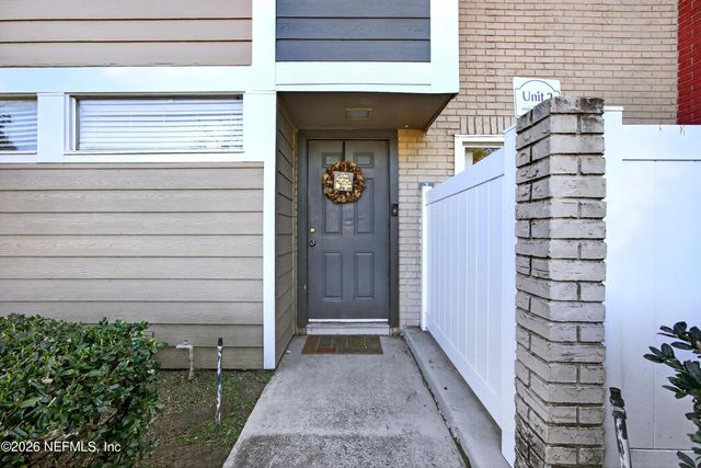 8880 OLD KINGS Road 2, Jacksonville, FL 32257