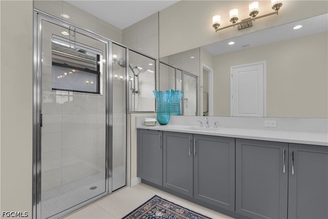 20678 Fair Oak LN, Estero, FL 33928