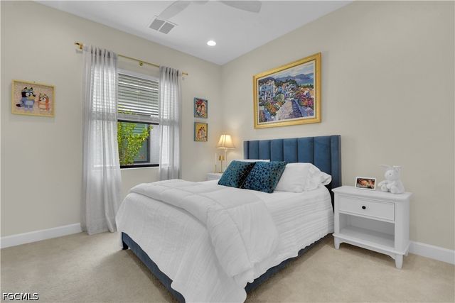20678 Fair Oak LN, Estero, FL 33928