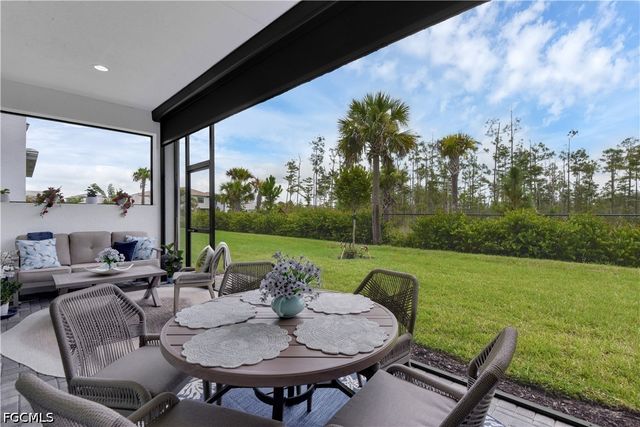 20678 Fair Oak LN, Estero, FL 33928