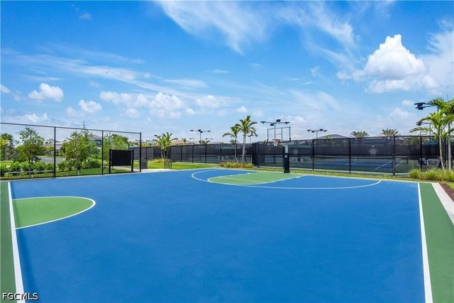 20678 Fair Oak LN, Estero, FL 33928