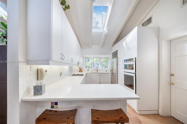 278 S Island Dr, Golden Beach, FL 33160