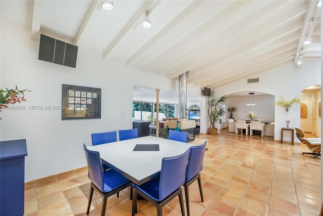 278 S Island Dr, Golden Beach, FL 33160