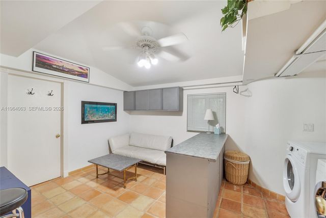 278 S Island Dr, Golden Beach, FL 33160