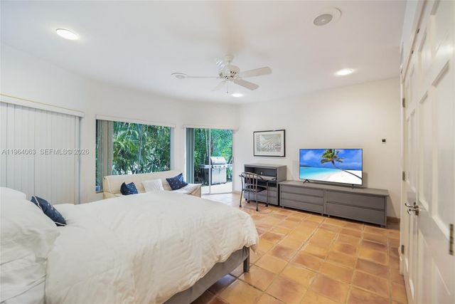 278 S Island Dr, Golden Beach, FL 33160