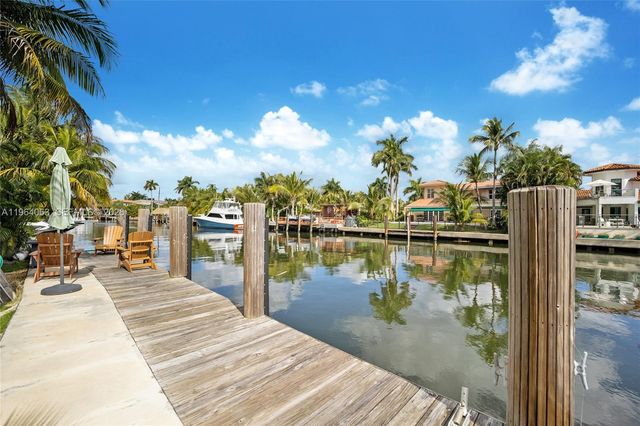 278 S Island Dr, Golden Beach, FL 33160