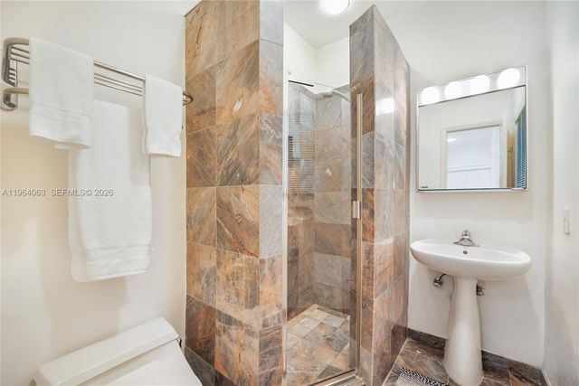 278 S Island Dr, Golden Beach, FL 33160