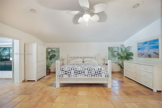 278 S Island Dr, Golden Beach, FL 33160