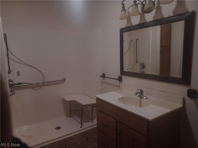 148 N Salem Warren Road, Lehigh Twp, OH 44451