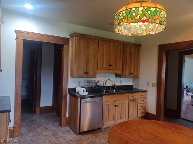 148 N Salem Warren Road, Lehigh Twp, OH 44451