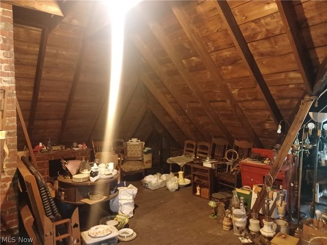 148 N Salem Warren Road, Lehigh Twp, OH 44451