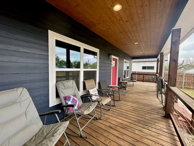 727 E Liberty, Mexia, TX 76667