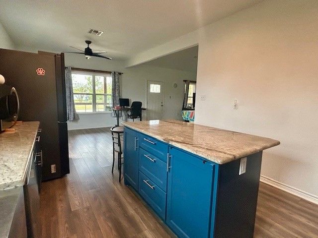 727 E Liberty, Mexia, TX 76667