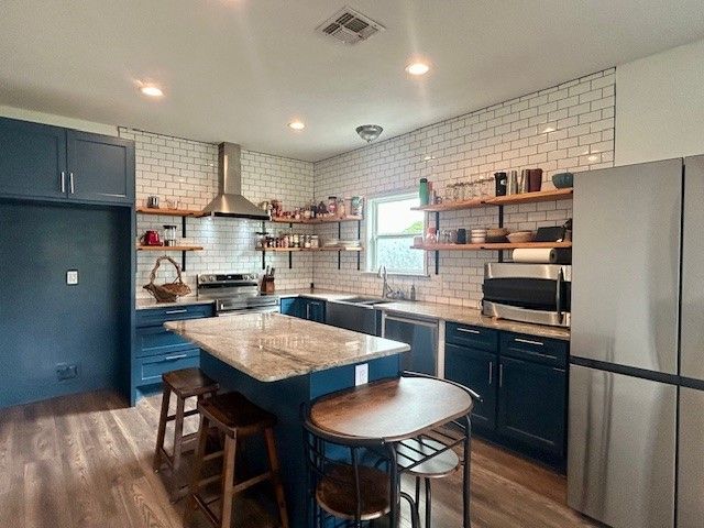 727 E Liberty, Mexia, TX 76667