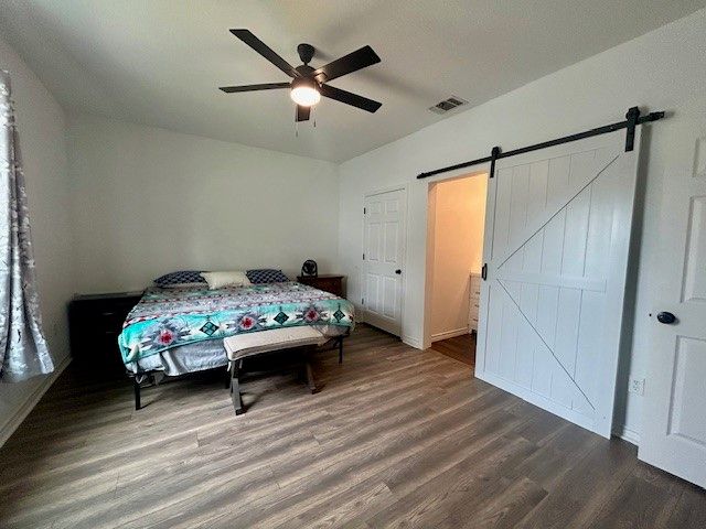 727 E Liberty, Mexia, TX 76667