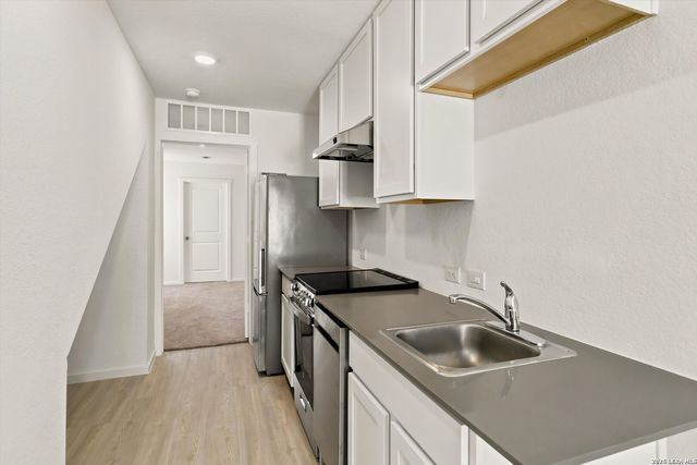 4966 Daisy Blossom, Converse, TX 78109