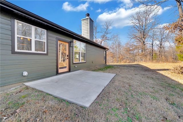 10109 Bordeaux Road, Rogers, AR 72758