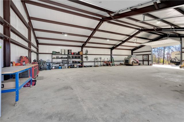 10109 Bordeaux Road, Rogers, AR 72758