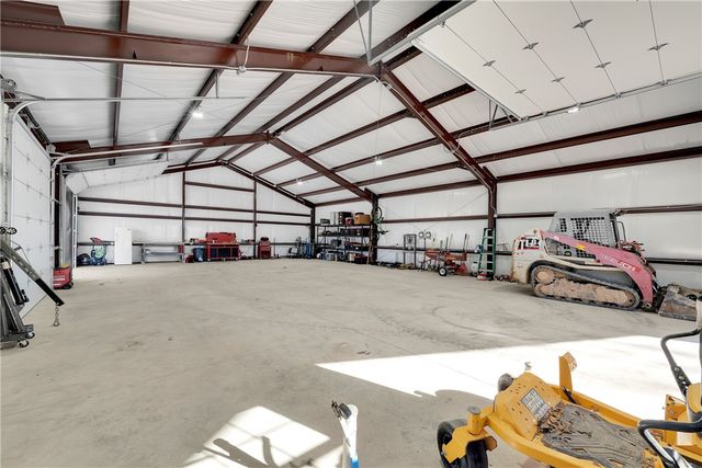 10109 Bordeaux Road, Rogers, AR 72758