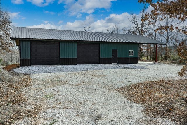 10109 Bordeaux Road, Rogers, AR 72758