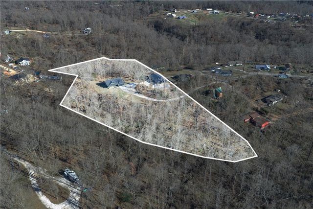 10109 Bordeaux Road, Rogers, AR 72758