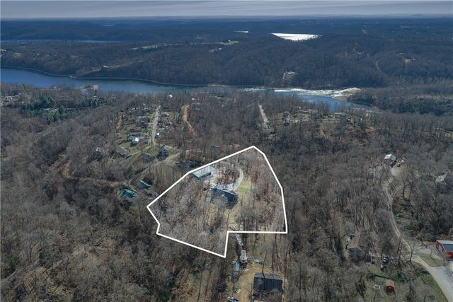 10109 Bordeaux Road, Rogers, AR 72758