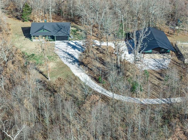 10109 Bordeaux Road, Rogers, AR 72758