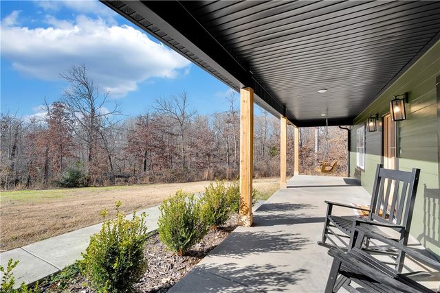10109 Bordeaux Road, Rogers, AR 72758