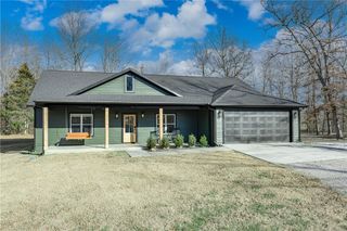 10109 Bordeaux Road, Rogers, AR 72758