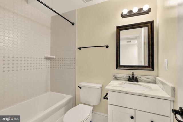 1609 LEVIS ST NE, Washington, DC 20002