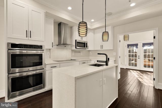 1609 LEVIS ST NE, Washington, DC 20002