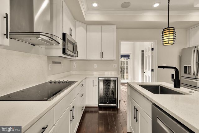 1609 LEVIS ST NE, Washington, DC 20002