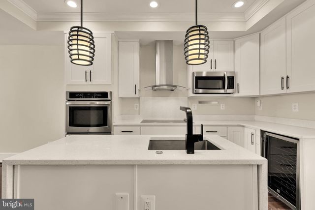1609 LEVIS ST NE, Washington, DC 20002