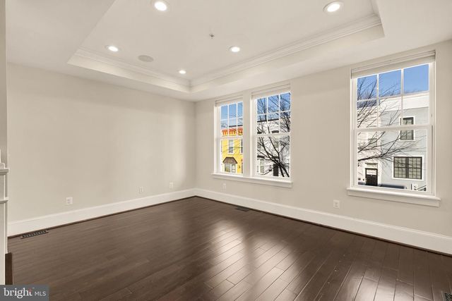 1609 LEVIS ST NE, Washington, DC 20002