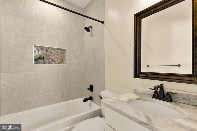 1609 LEVIS ST NE, Washington, DC 20002