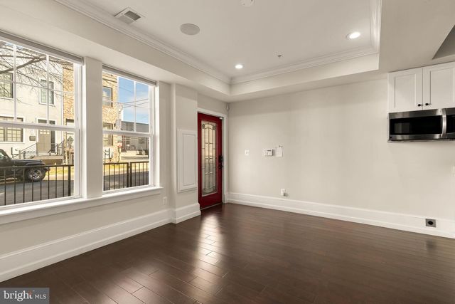 1609 LEVIS ST NE, Washington, DC 20002