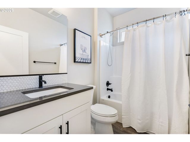 10114 Ne 136TH Ave, Vancouver, WA 98682