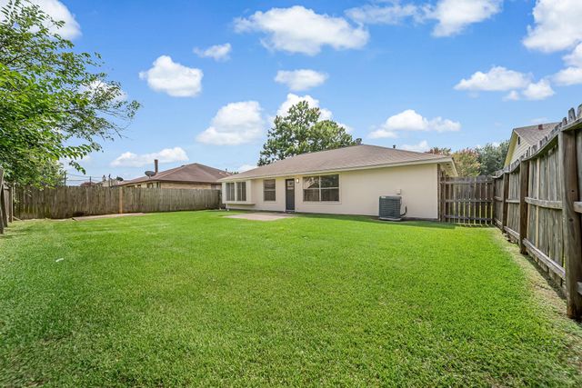 3807 Teakwood Drive, La Porte, TX 77571