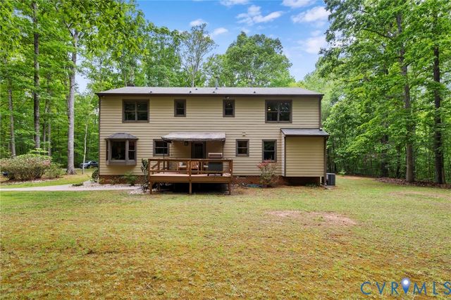 3172 Three Bridge Rd, Powhatan, VA 23139