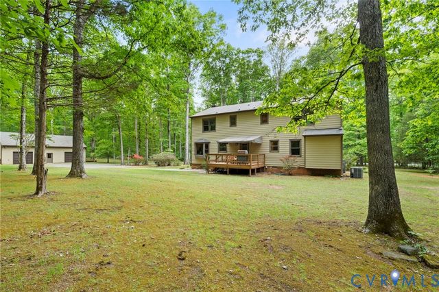 3172 Three Bridge Rd, Powhatan, VA 23139
