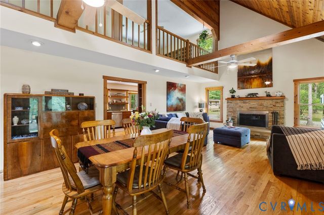 3172 Three Bridge Rd, Powhatan, VA 23139