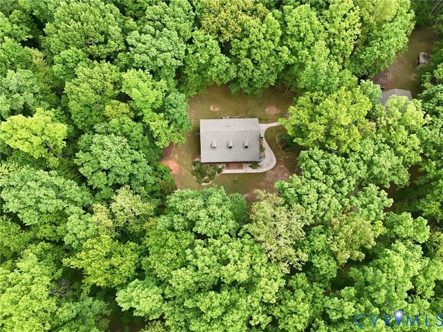 3172 Three Bridge Rd, Powhatan, VA 23139