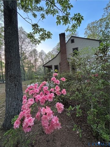 3172 Three Bridge Rd, Powhatan, VA 23139