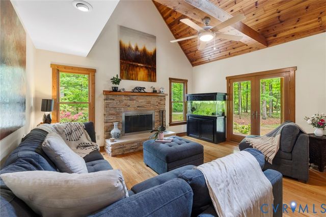 3172 Three Bridge Rd, Powhatan, VA 23139